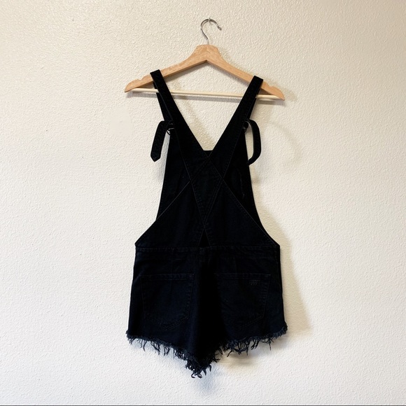 Zee Gee Why Cross Back Overall Cutoffs - Picture 3 of 8